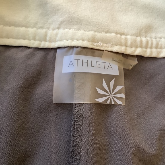 Athleta Knee Length Skirt Model: 683764 Women’s Green Size 6 Active Modest Skort - Picture 3 of 10